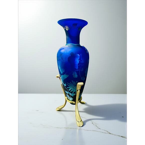 Fenton Favrene Amphora Vase-Nancy Fenton Signed-Centennial Blue Glass-Etched - Picture 8 of 8